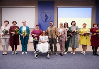 Президент України закликав усіх подякувати нашим медсестрам та медбратам